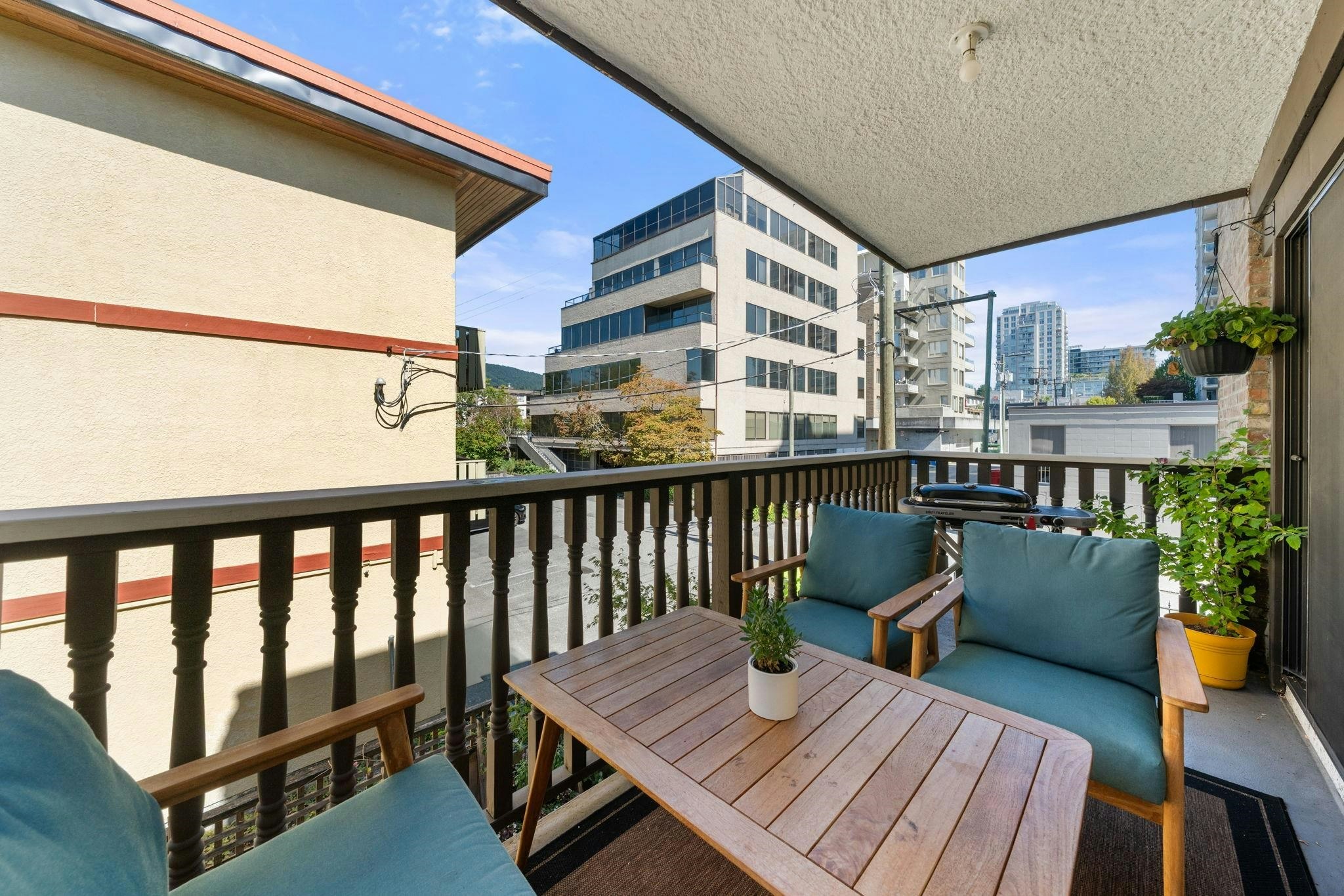 202-1610 Chesterfield Avenue, North Vancouver, BC, V7M 2N7 - 25