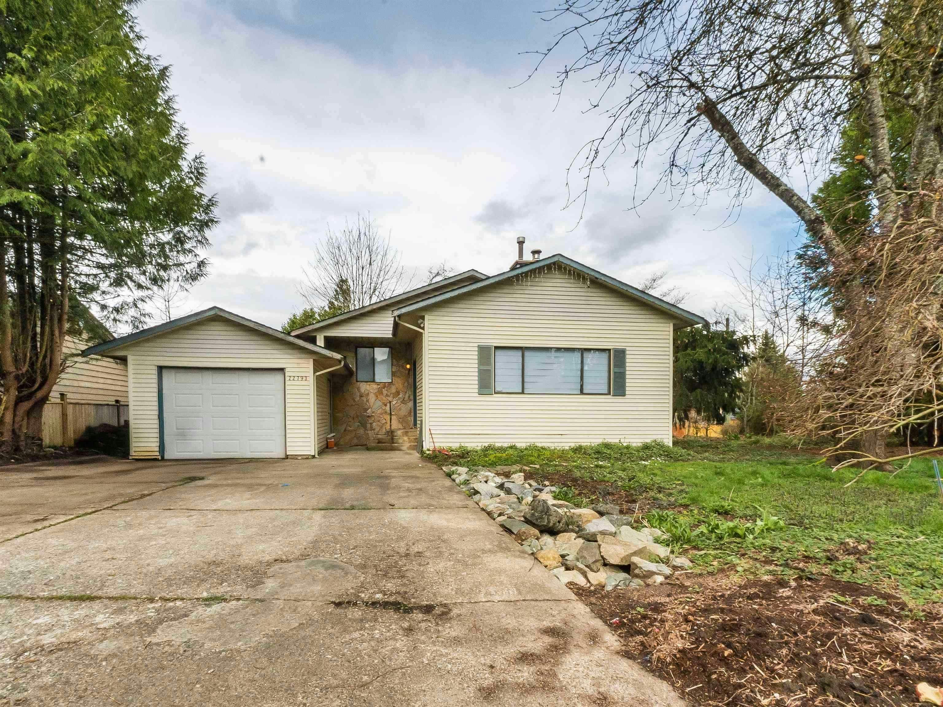 22793 Reid Avenue, Maple Ridge, BC, V3W 4E8