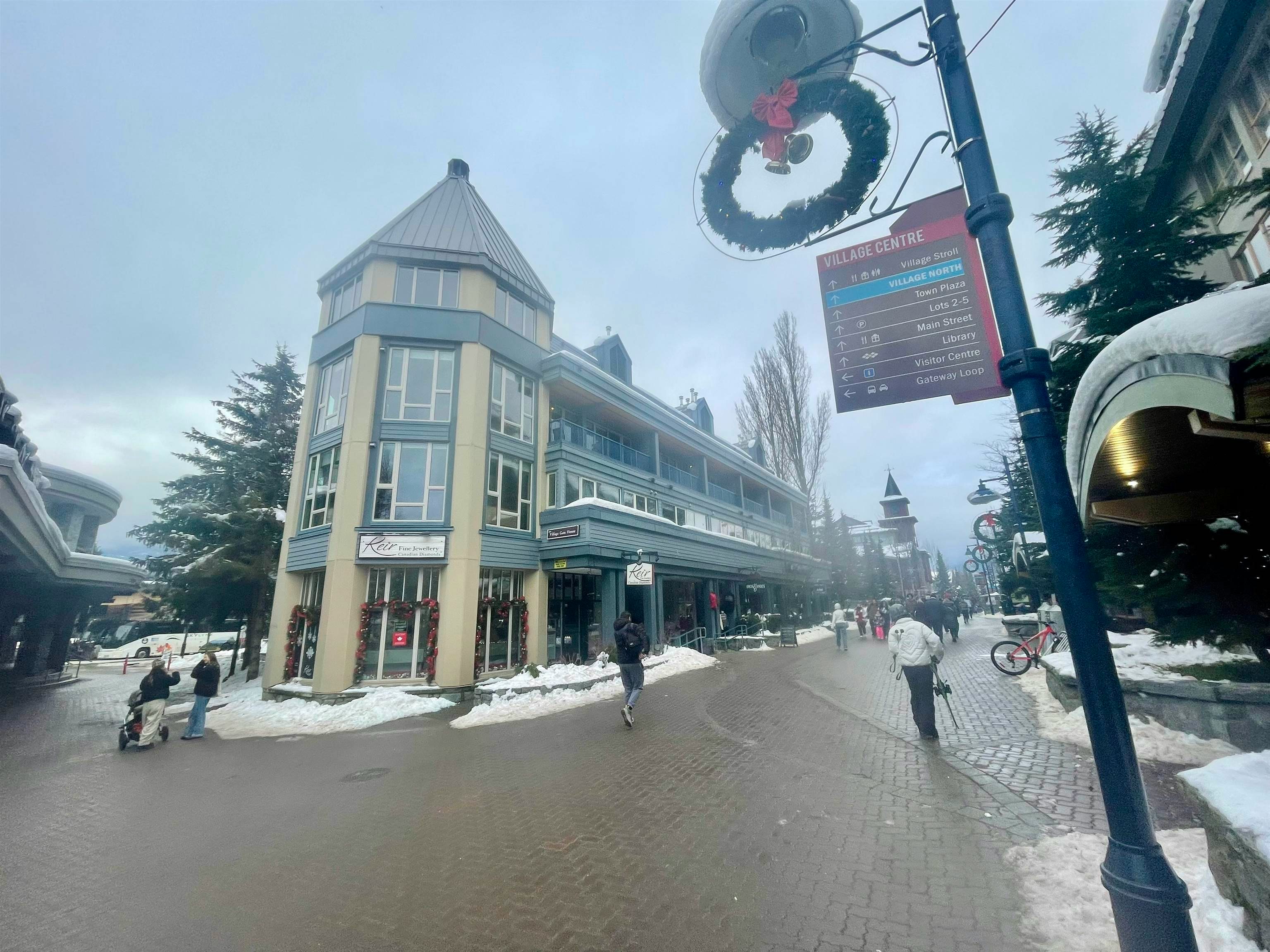 203/303-4338 Village Gate Boulevard, Whistler, BC, V8E 1H3