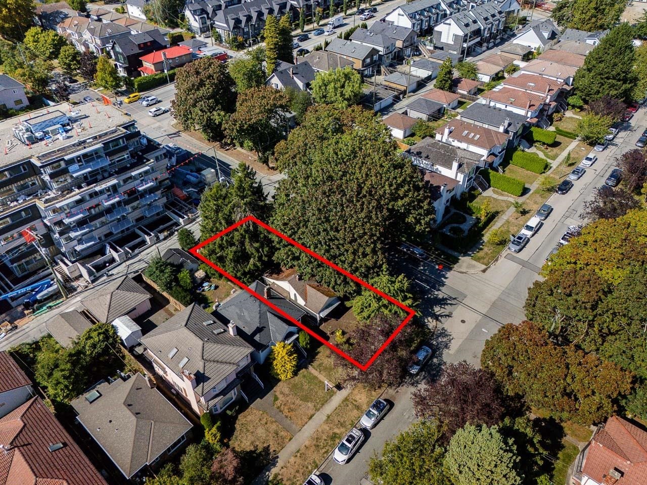 970 W 64th Avenue, Vancouver, BC, V6P 2M1