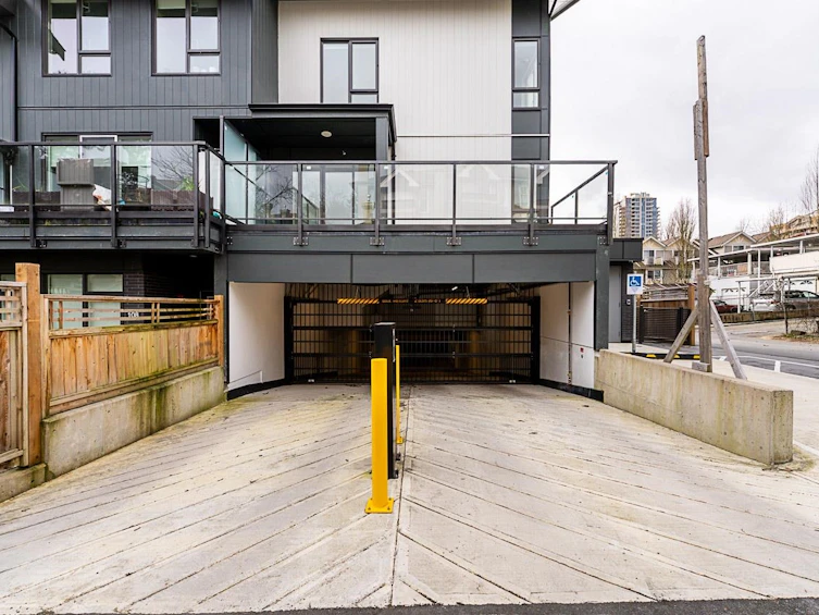 207-7161 17th Avenue, Burnaby, BC, V3N 0K1 - 34