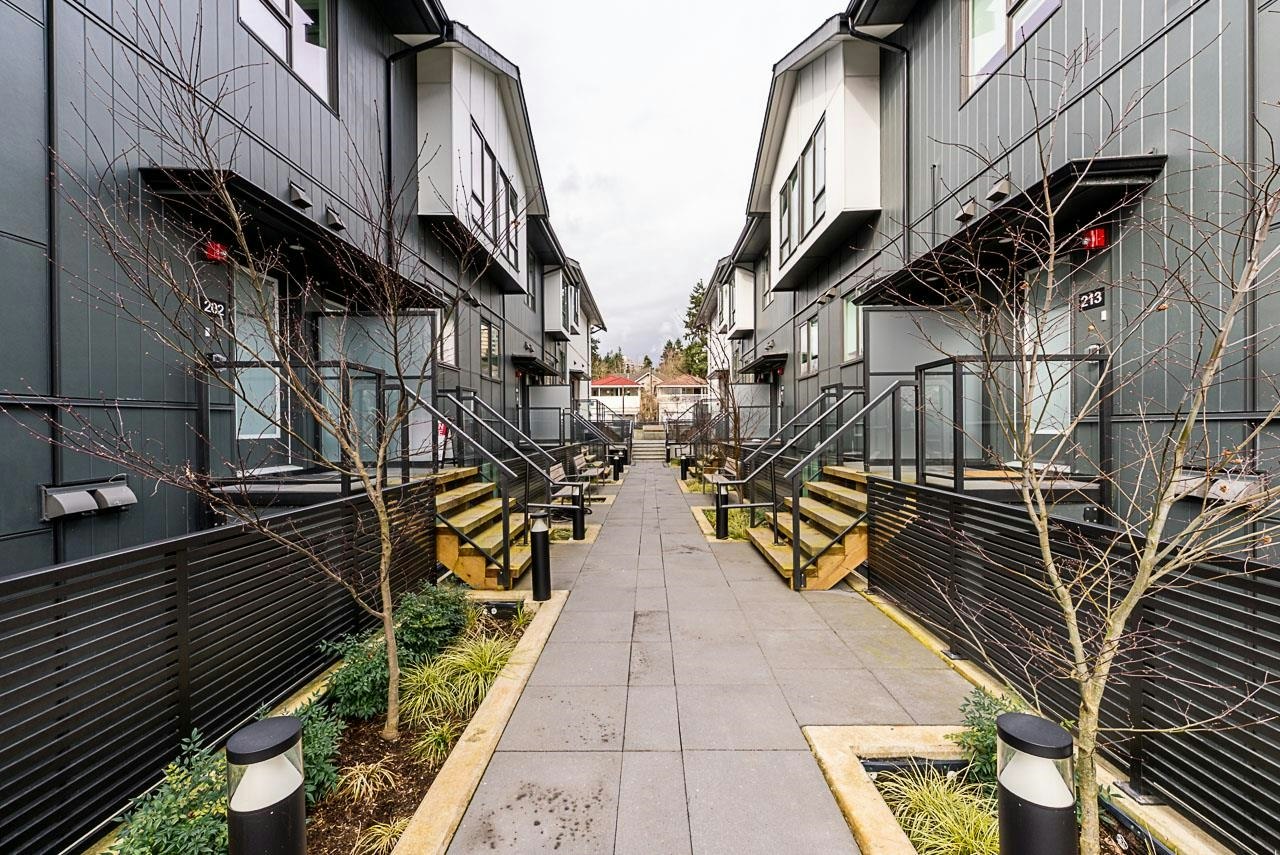 207-7161 17th Avenue - 3