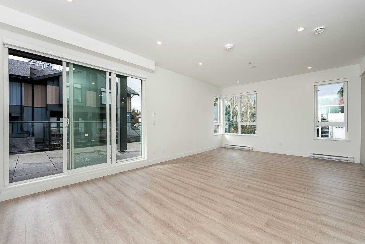 207-7161 17th Avenue, Burnaby, BC, V3N 0K1 - 15