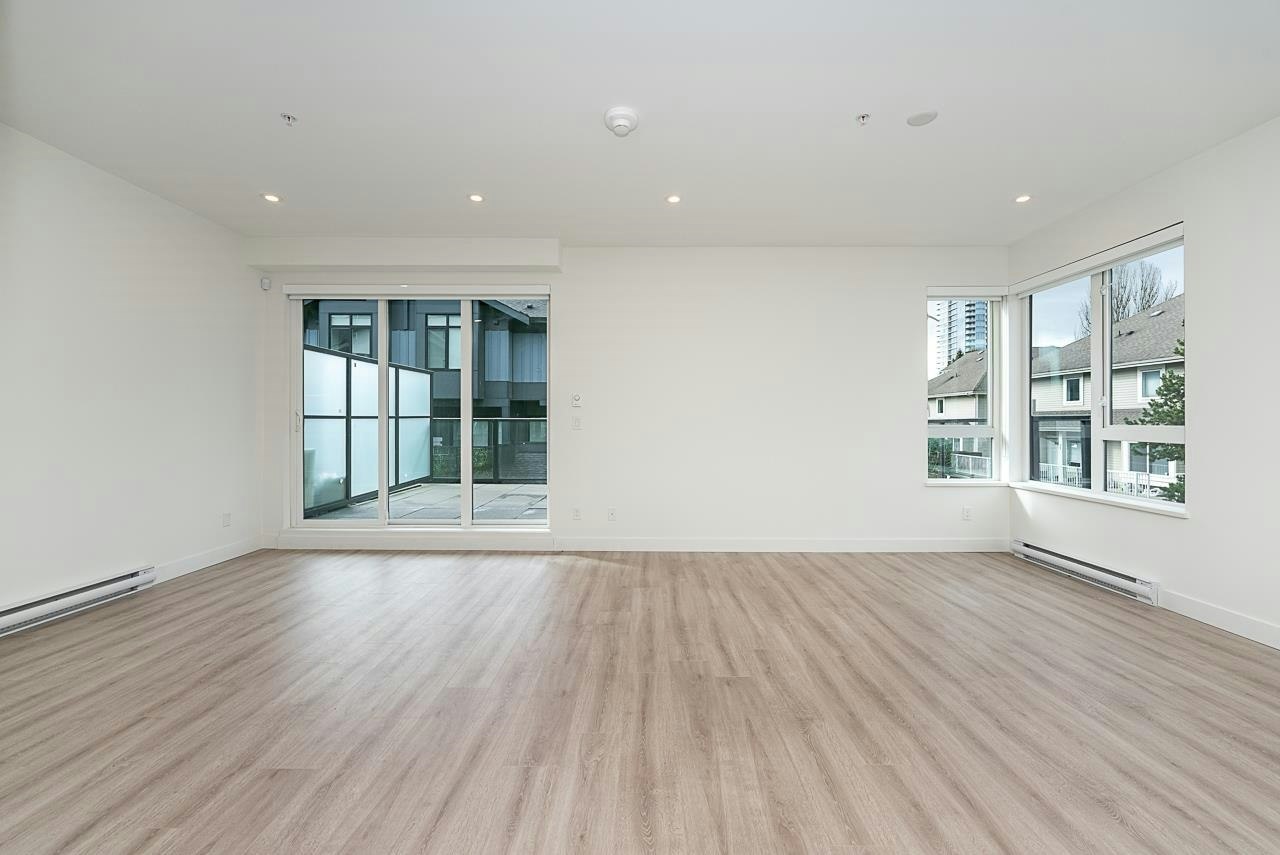 207-7161 17th Avenue, Burnaby, BC, V3N 0K1 - 14