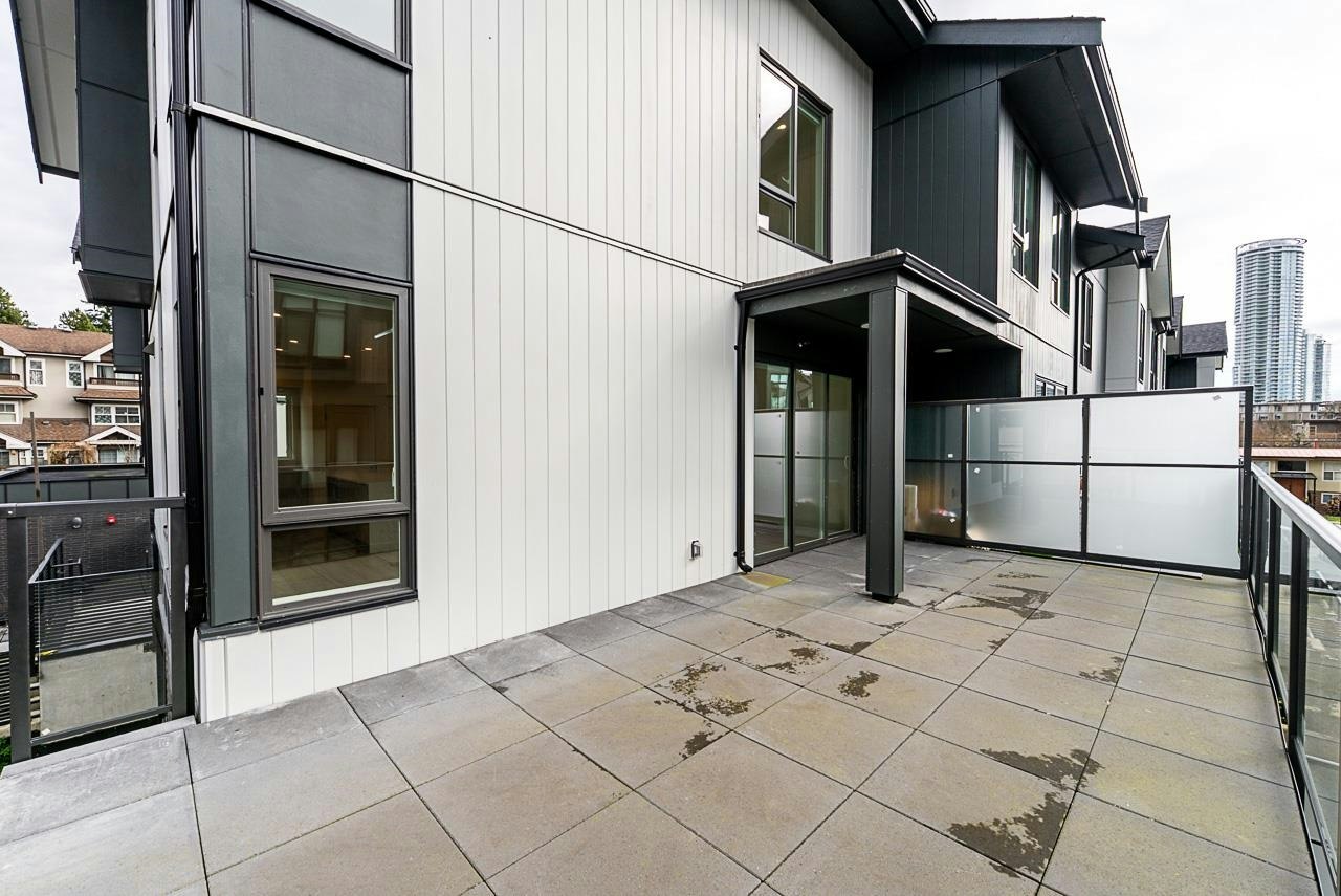 207-7161 17th Avenue, Burnaby, BC, V3N 0K1 - 25