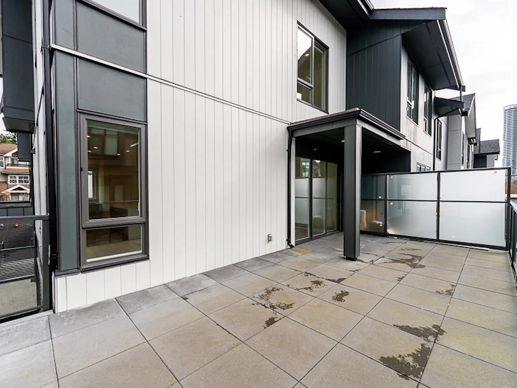 207-7161 17th Avenue, Burnaby, BC, V3N 0K1 - 25