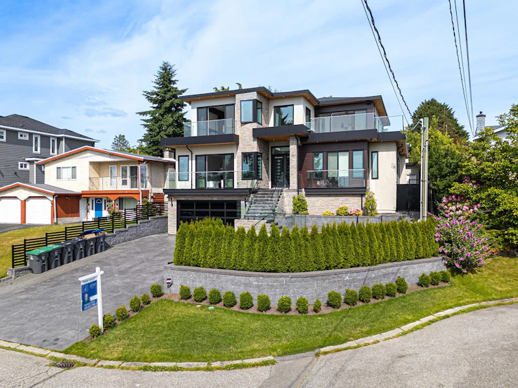 5920 181 Street, Surrey, BC, V3S 4T1 - 3