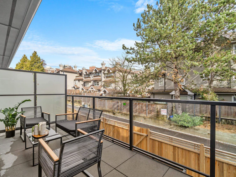 210-7161 17th Avenue, Burnaby, BC, V3N 0K1 - 12