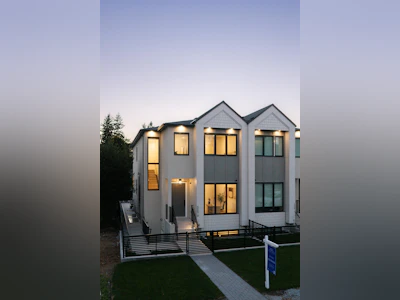 2-1735 Blaine Avenue - 2