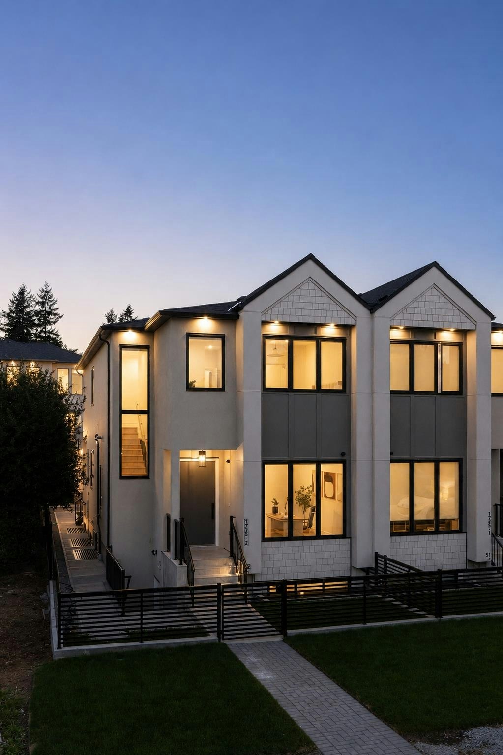 2-1735 Blaine Avenue, Burnaby, BC, V5A 2L9