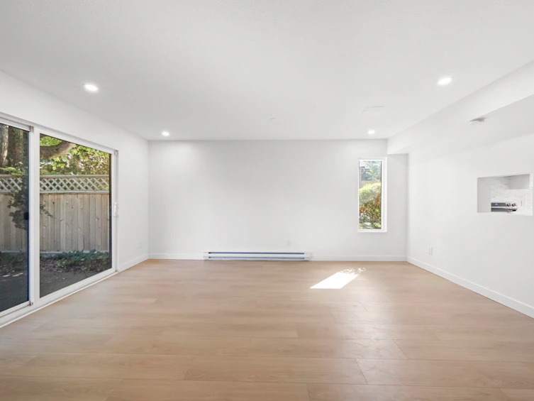 35-6100 Tiffany Boulevard, Richmond, BC, V7C 5A8 - 3