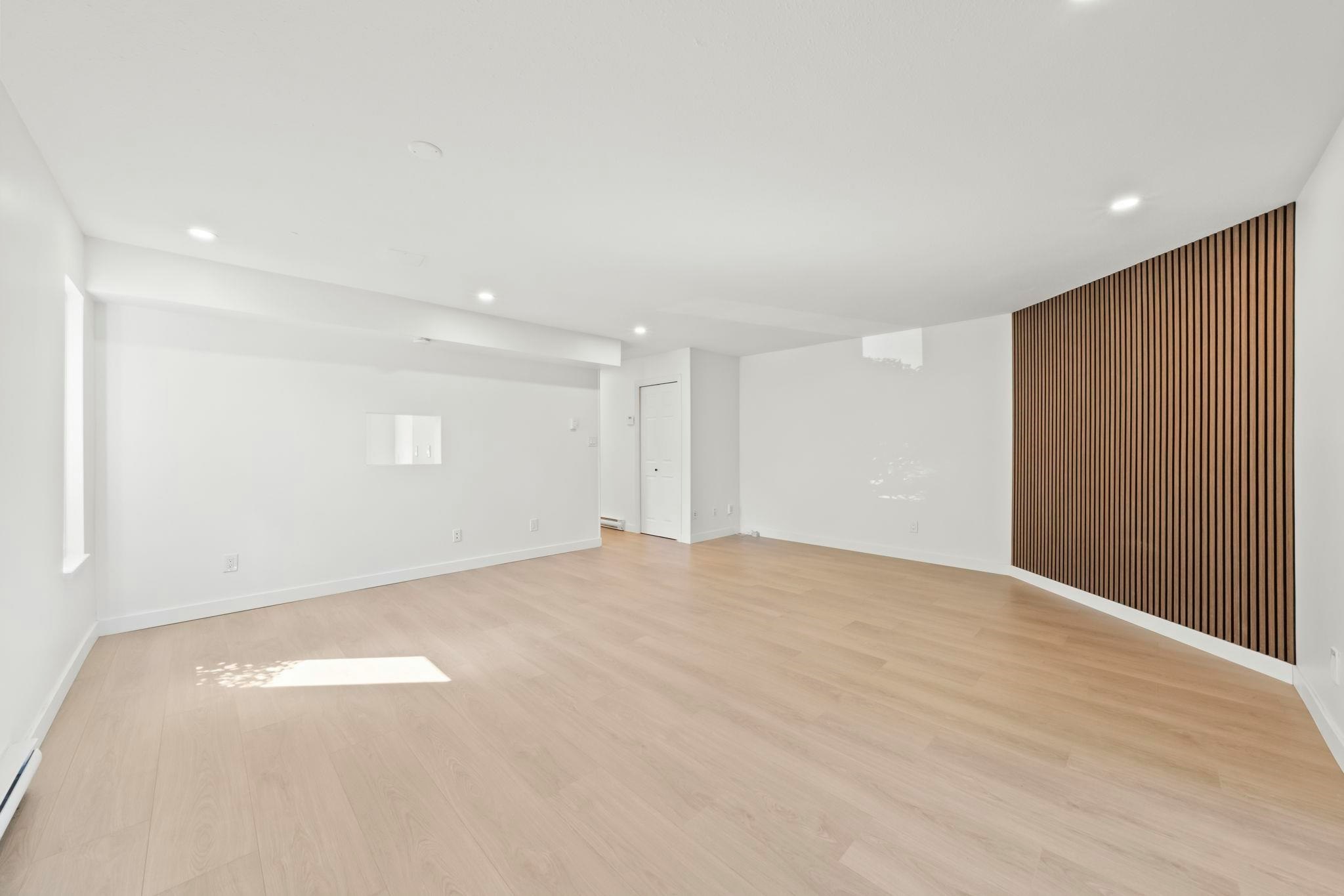 35-6100 Tiffany Boulevard, Richmond, BC, V7C 5A8 - 5