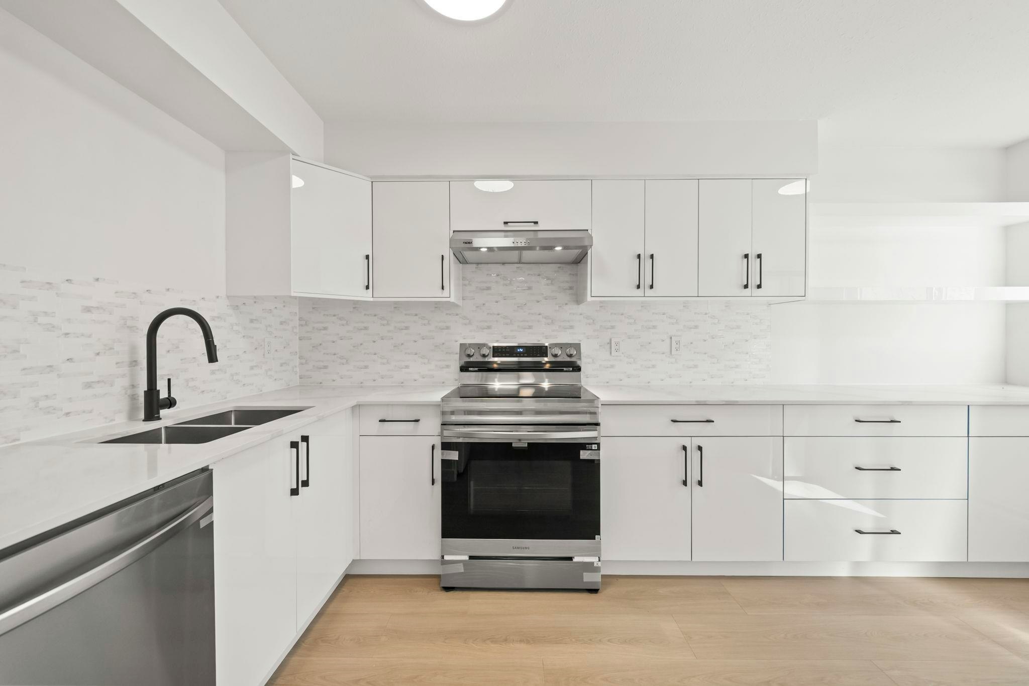 35-6100 Tiffany Boulevard, Richmond, BC, V7C 5A8 - 9