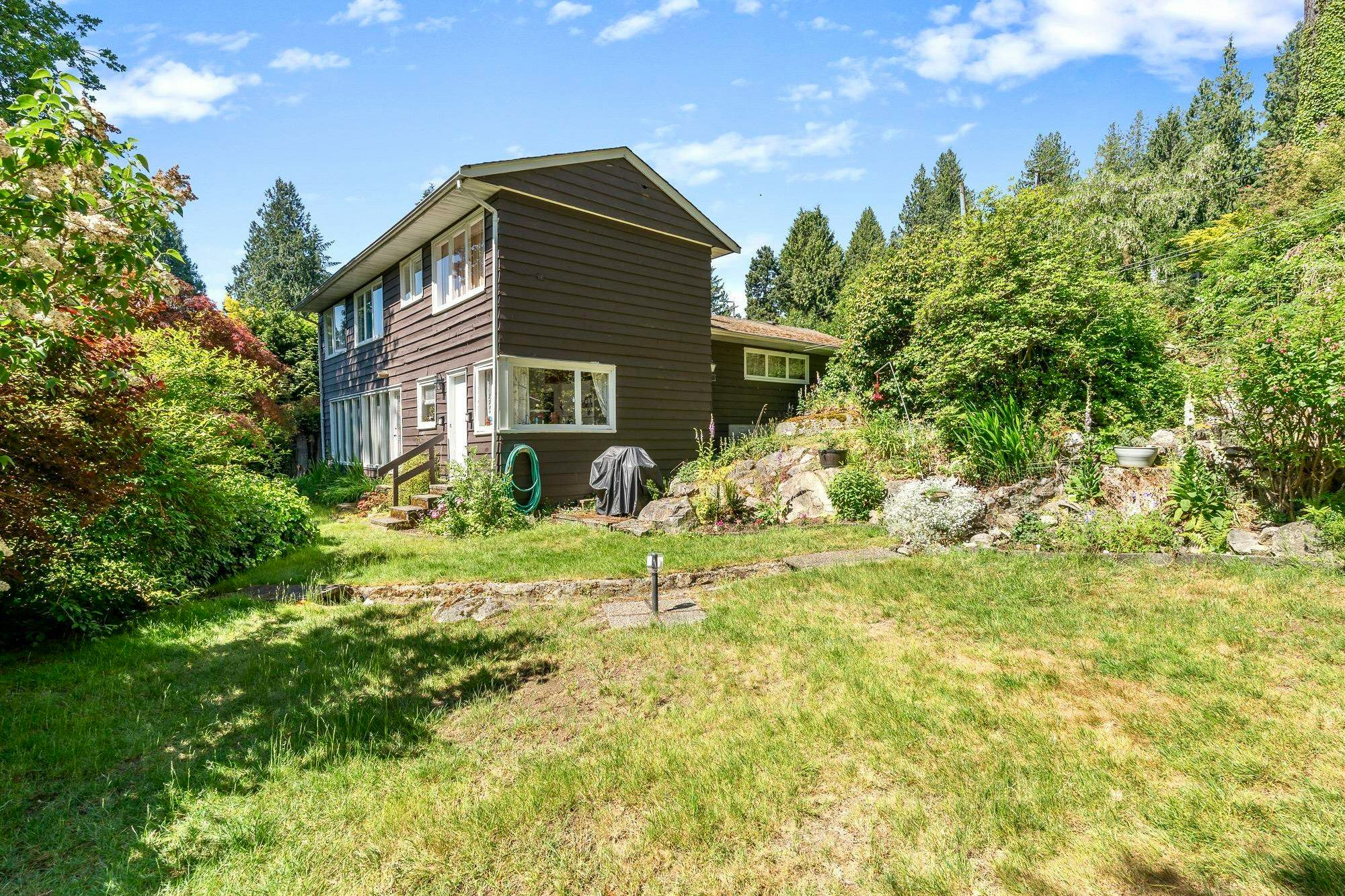 4704 Dogwood Lane, West Vancouver, BC, V7W 1J1 - 9