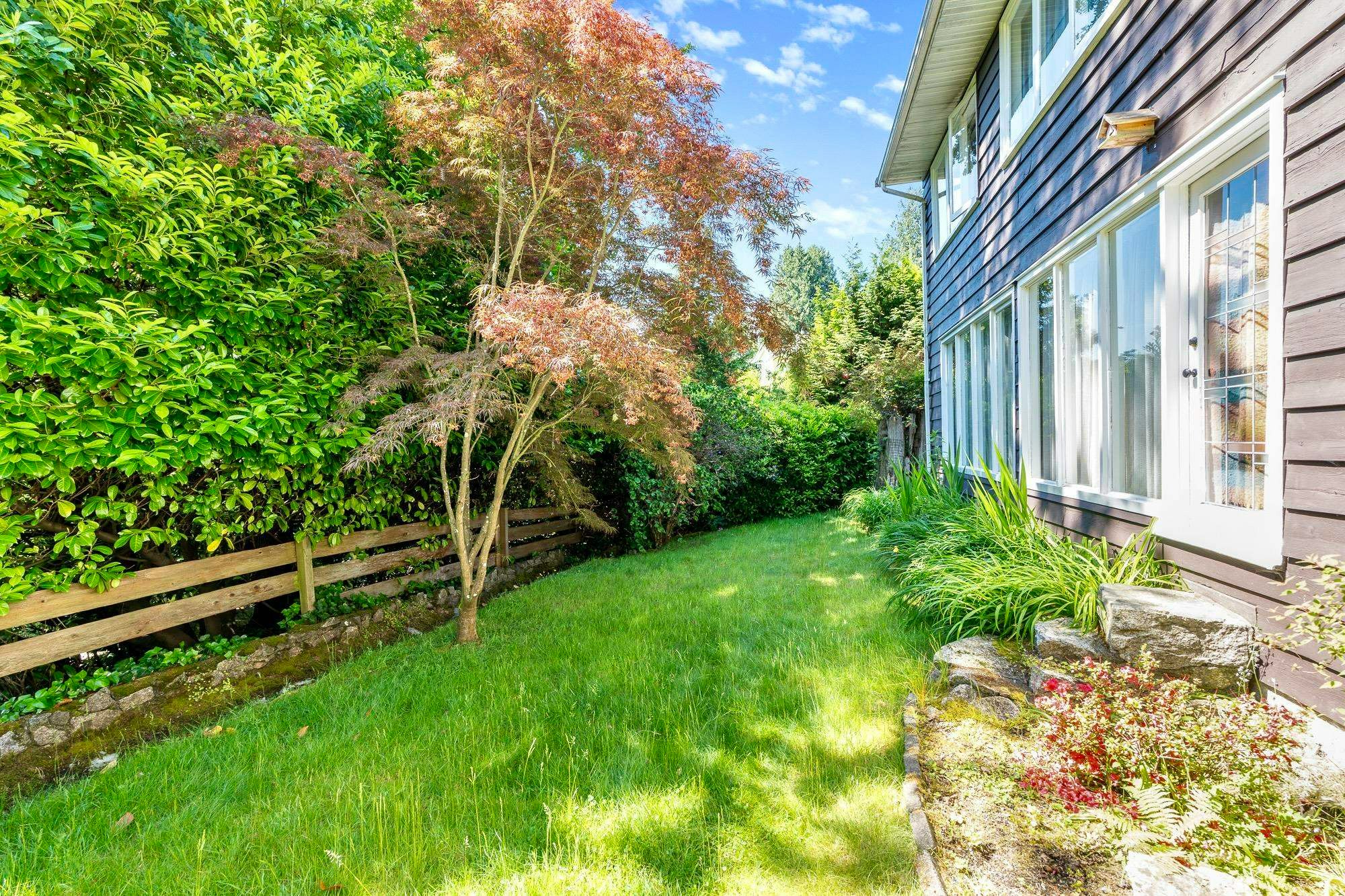4704 Dogwood Lane, West Vancouver, BC, V7W 1J1 - 10