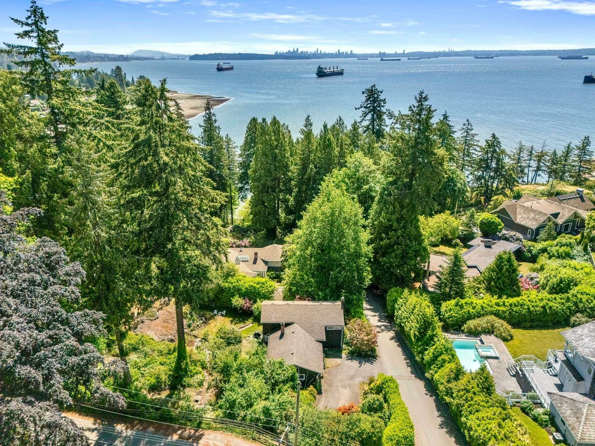 4704 Dogwood Lane, West Vancouver, BC, V7W 1J1 - 20