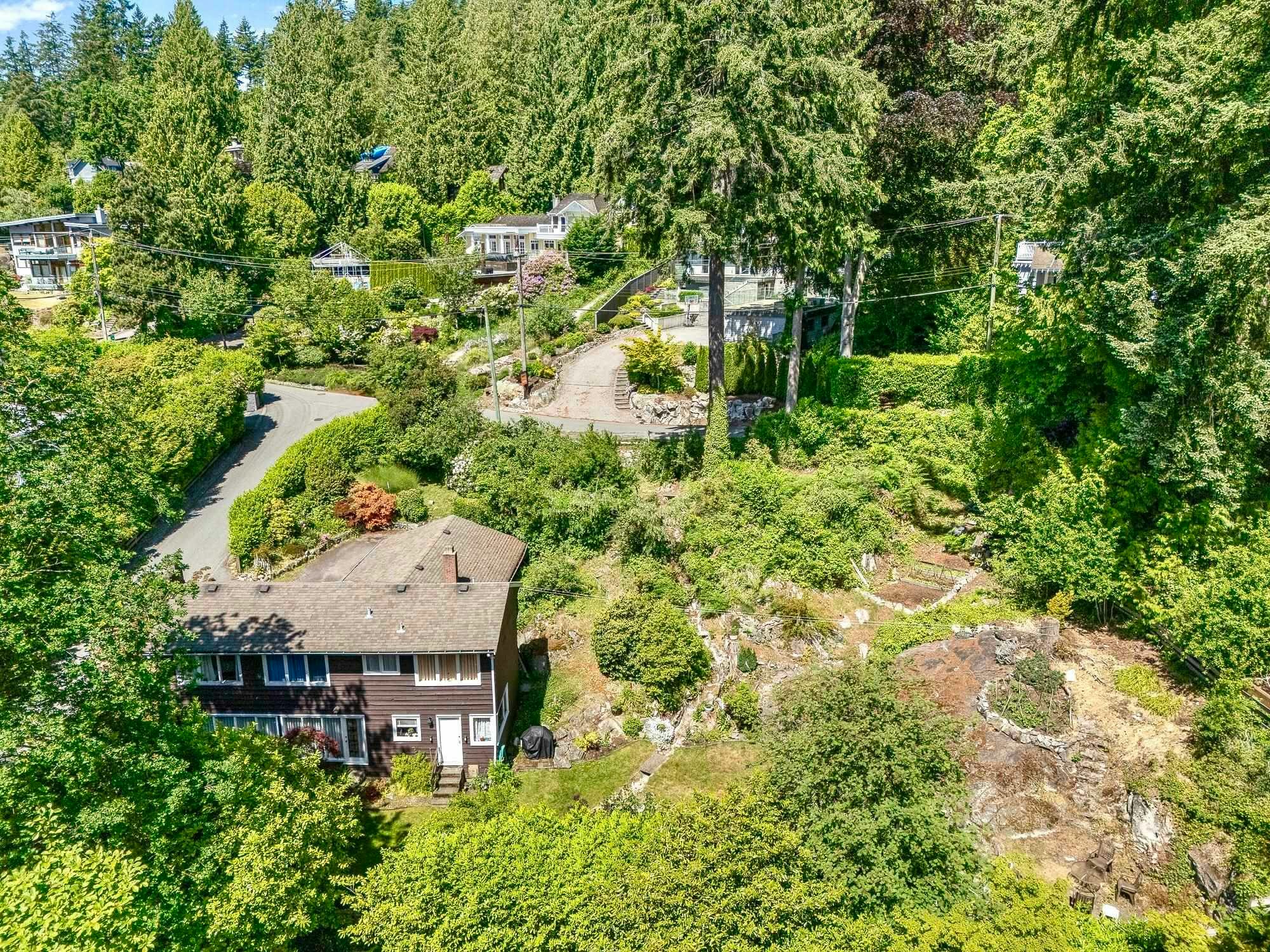4704 Dogwood Lane - 3