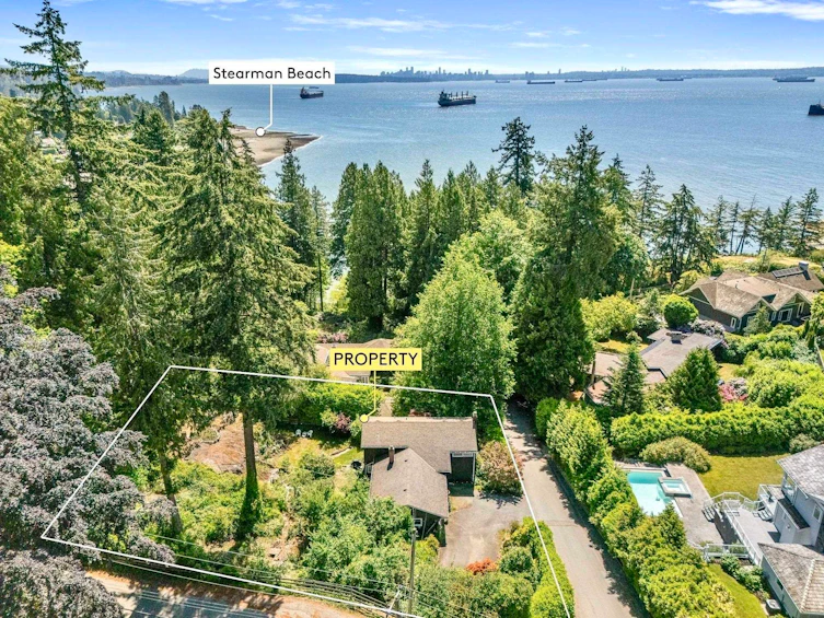 4704 Dogwood Lane, West Vancouver, BC, V7W 1J1