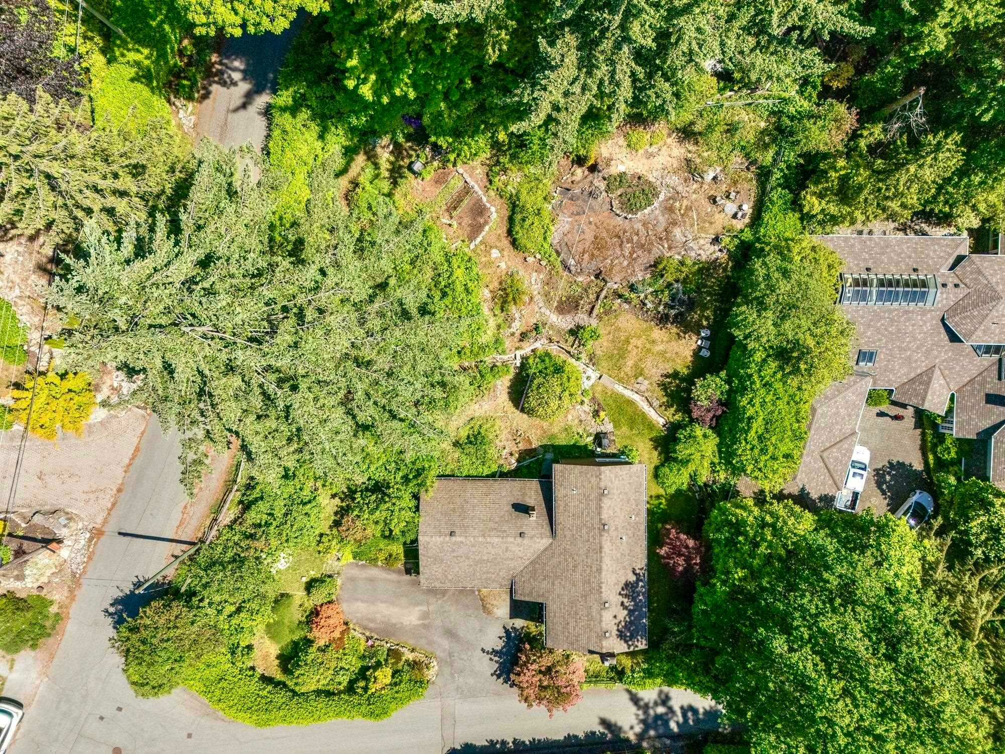4704 Dogwood Lane, West Vancouver, BC, V7W 1J1 - 19