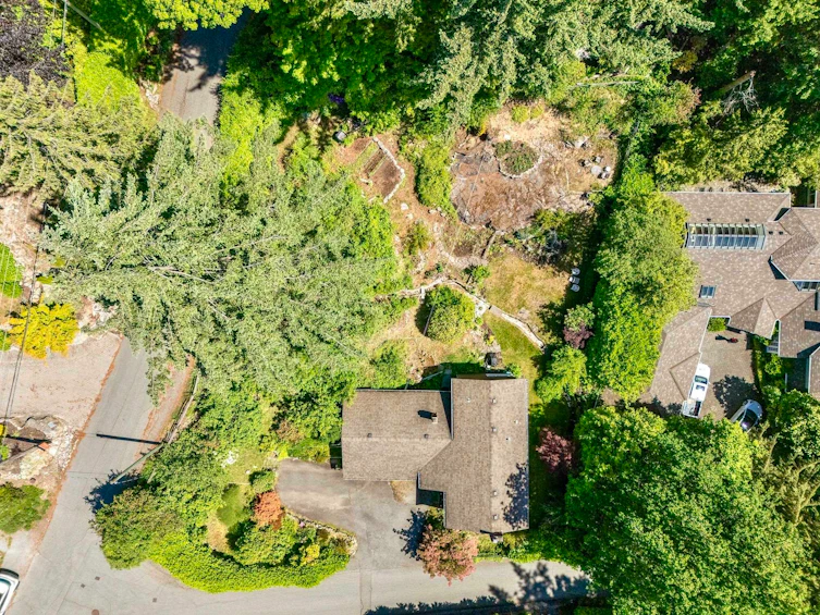 4704 Dogwood Lane, West Vancouver, BC, V7W 1J1 - 19