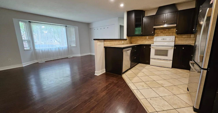 15118 91a Street, Surrey, BC, V3R 6X1 - 4