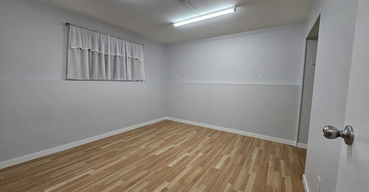 15118 91a Street, Surrey, BC, V3R 6X1 - 17