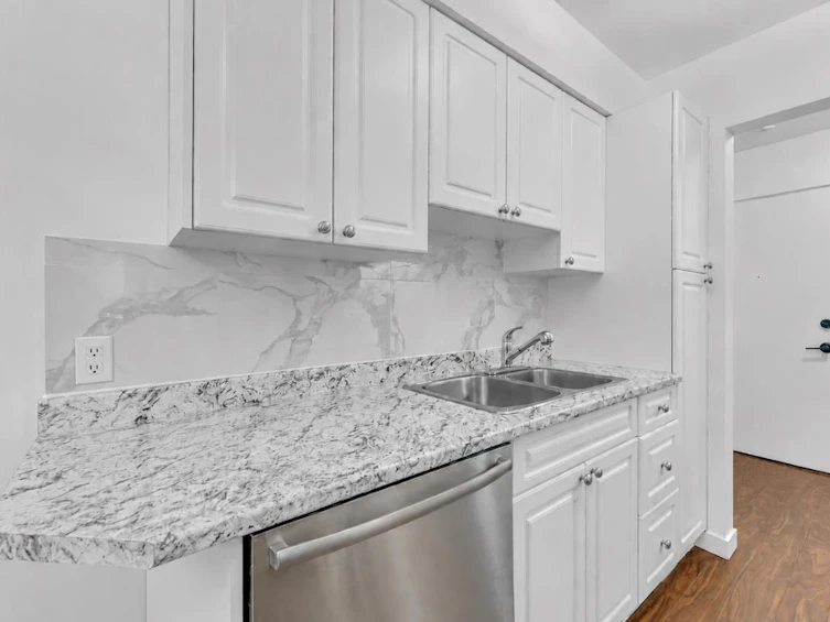 1-1420 Chesterfield Avenue, North Vancouver, BC, V7M 2N4 - 8