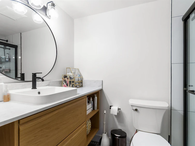 204-2240 Wall Street, Vancouver, BC, V5L 1B6 - 12