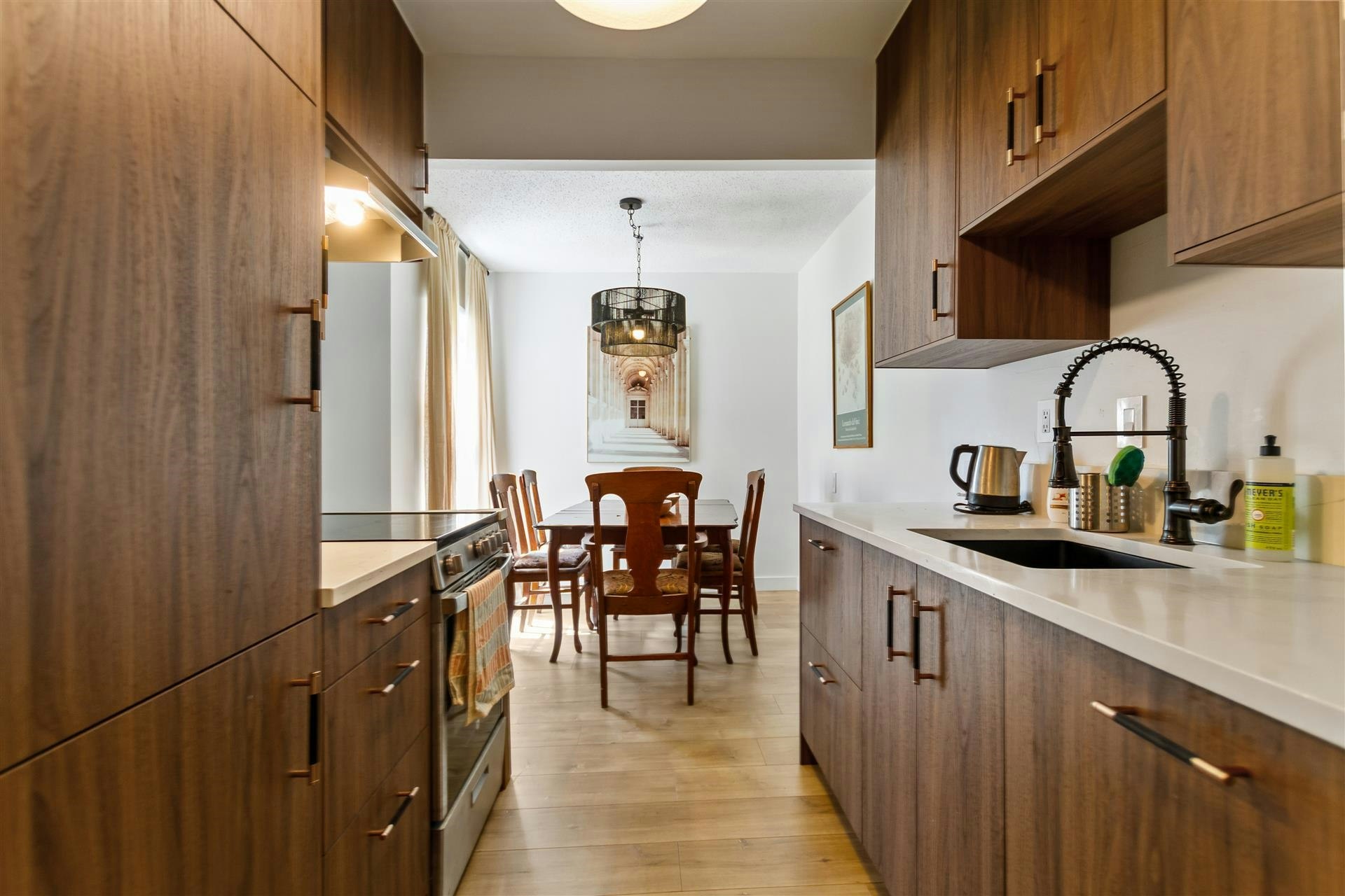 204-2240 Wall Street, Vancouver, BC, V5L 1B6 - 6
