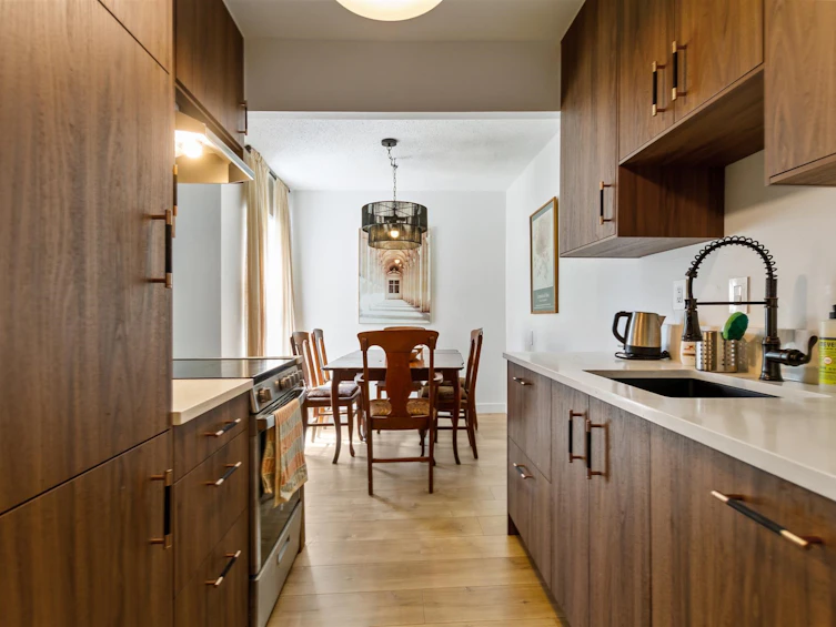 204-2240 Wall Street, Vancouver, BC, V5L 1B6 - 6