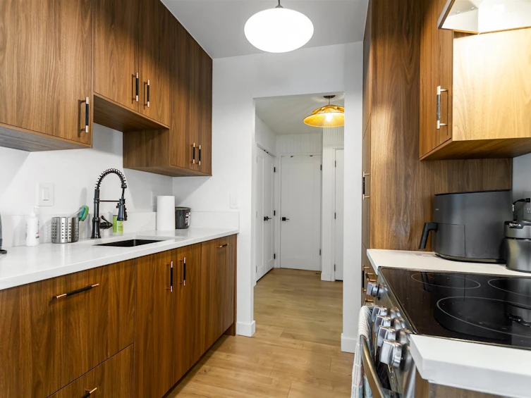204-2240 Wall Street, Vancouver, BC, V5L 1B6 - 5