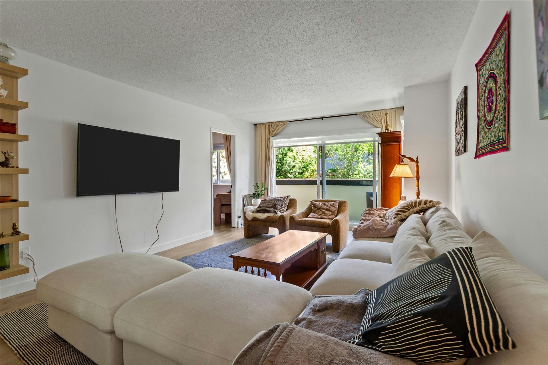 204-2240 Wall Street, Vancouver, BC, V5L 1B6 - 2