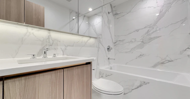 16xx-4890 Lougheed Highway, Burnaby, BC, V5C 0N2 - 12