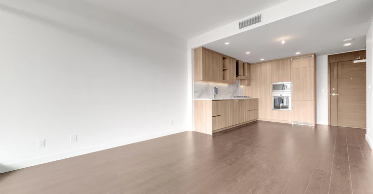 16xx-4890 Lougheed Highway, Burnaby, BC, V5C 0N2 - 3