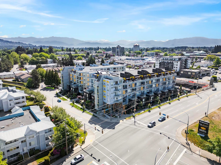 610-32828 Landeau Place, Abbotsford, BC, V2S 6S6 - 3