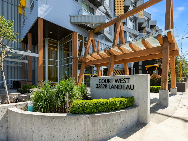 610-32828 Landeau Place, Abbotsford, BC, V2S 6S6