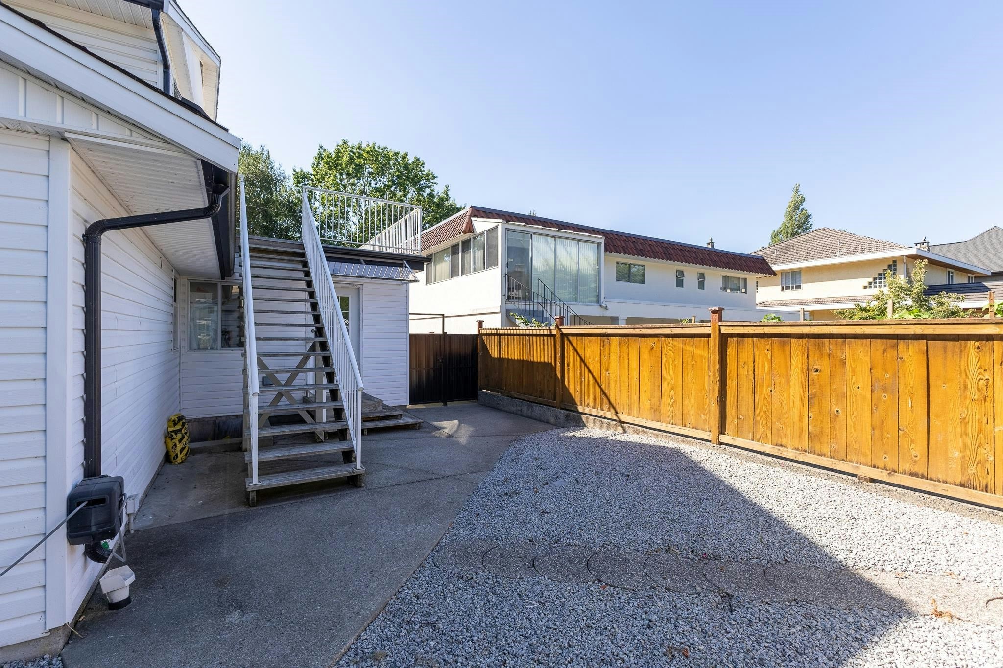 677 Gatensbury Street, Coquitlam, BC, V3J 5G9 - 24