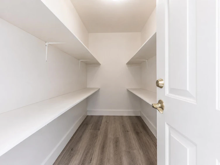 677 Gatensbury Street, Coquitlam, BC, V3J 5G9 - 29