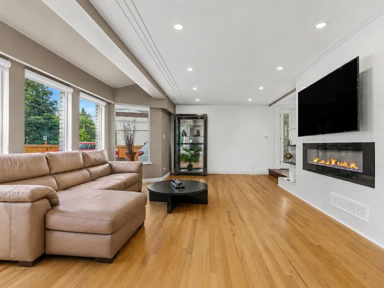 677 Gatensbury Street, Coquitlam, BC, V3J 5G9 - 6