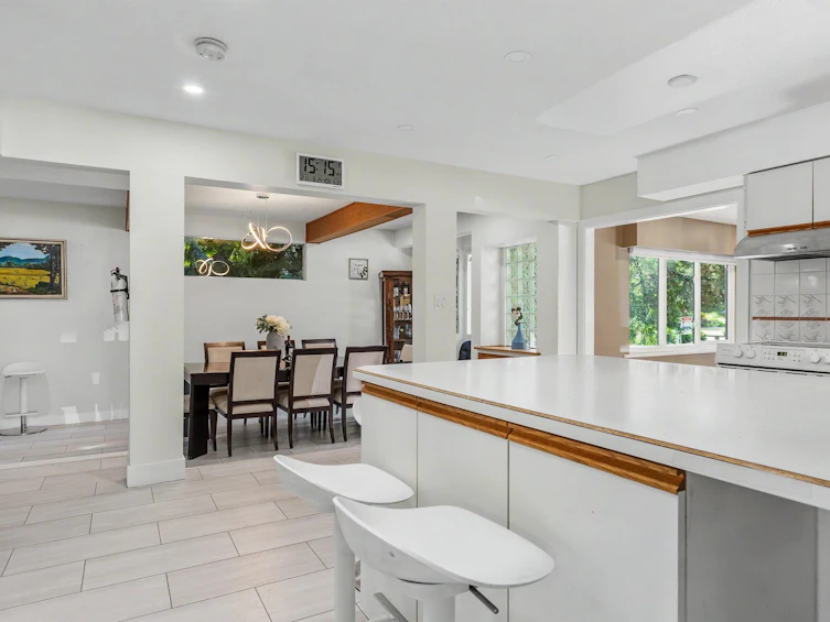 677 Gatensbury Street, Coquitlam, BC, V3J 5G9 - 10