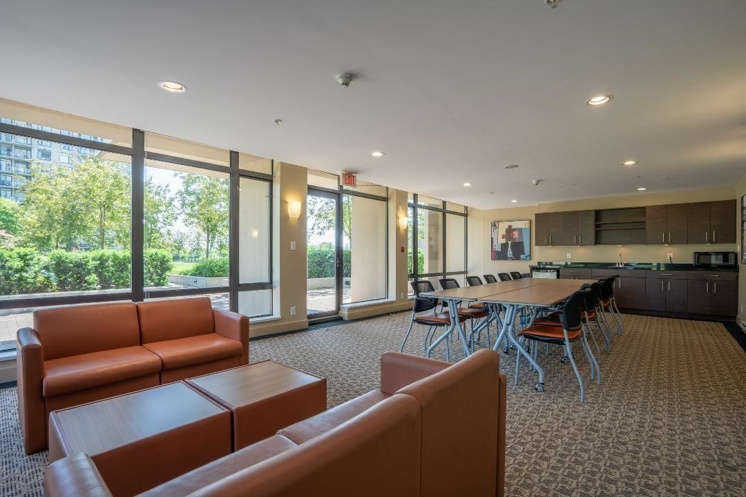 305-2345 Madison Avenue, Burnaby, BC, V5C 0B4 - 16