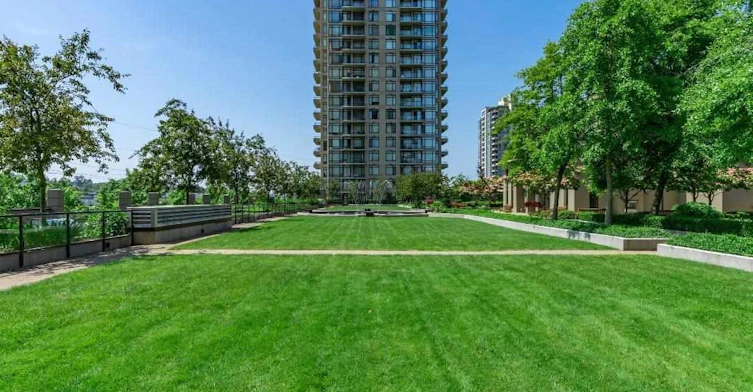 305-2345 Madison Avenue, Burnaby, BC, V5C 0B4 - 18