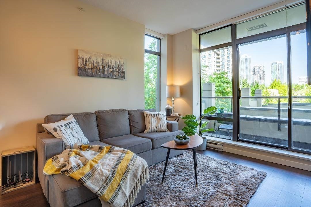305-2345 Madison Avenue, Burnaby, BC, V5C 0B4 - 2