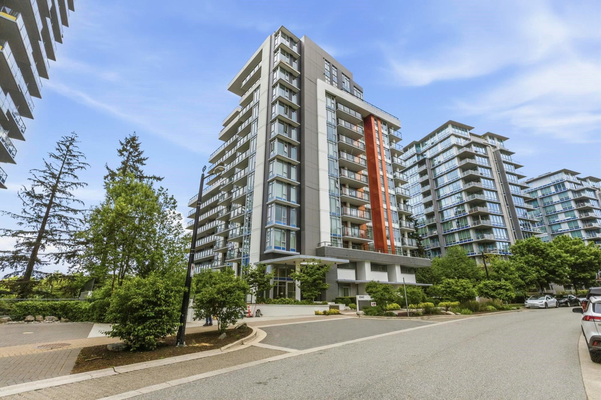 702-8940 University Crescent, Burnaby, BC, V5A 0E7 - 2