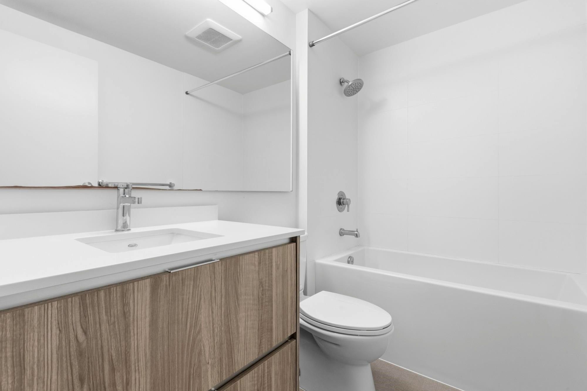 702-8940 University Crescent, Burnaby, BC, V5A 0E7 - 12