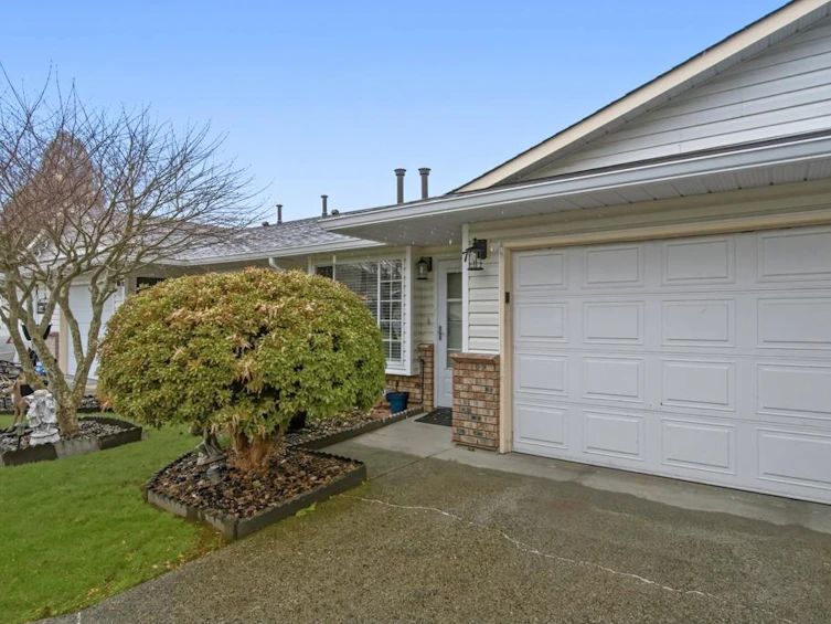 7-18960 Advent Road, Pitt Meadows, BC, V3Y 2G4 - 2