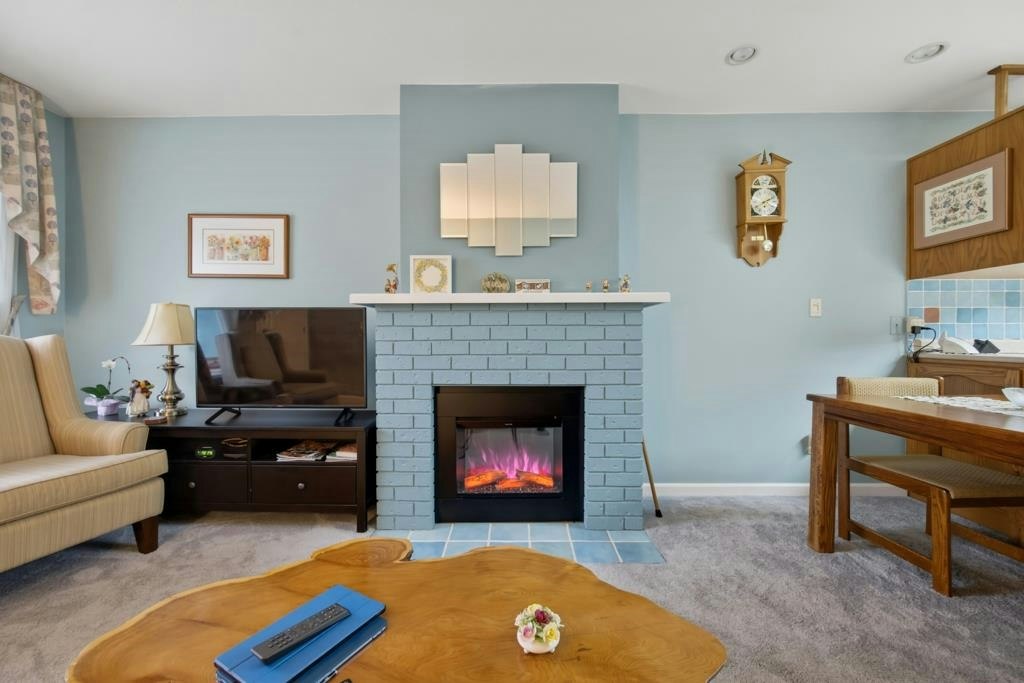 7-18960 Advent Road, Pitt Meadows, BC, V3Y 2G4 - 8