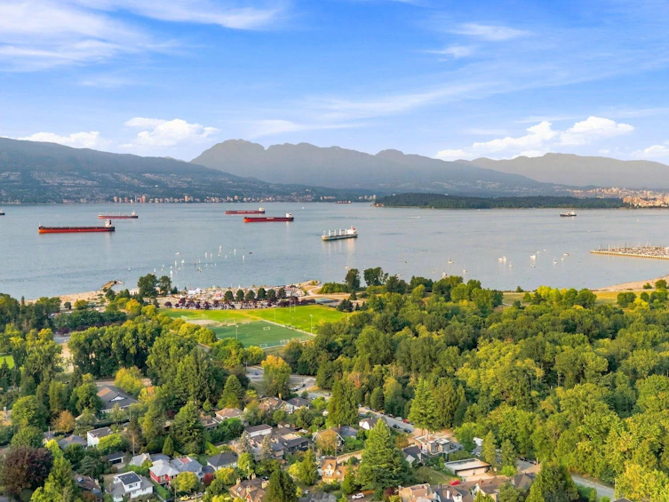 4245 Nautilus Close, Vancouver, BC, V6R 4L1 - 34