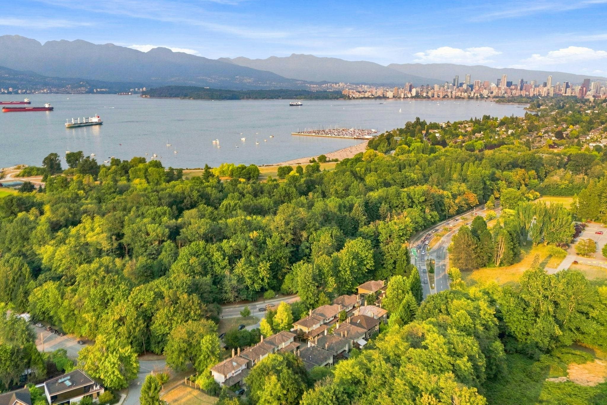 4245 Nautilus Close, Vancouver, BC, V6R 4L1 - 33