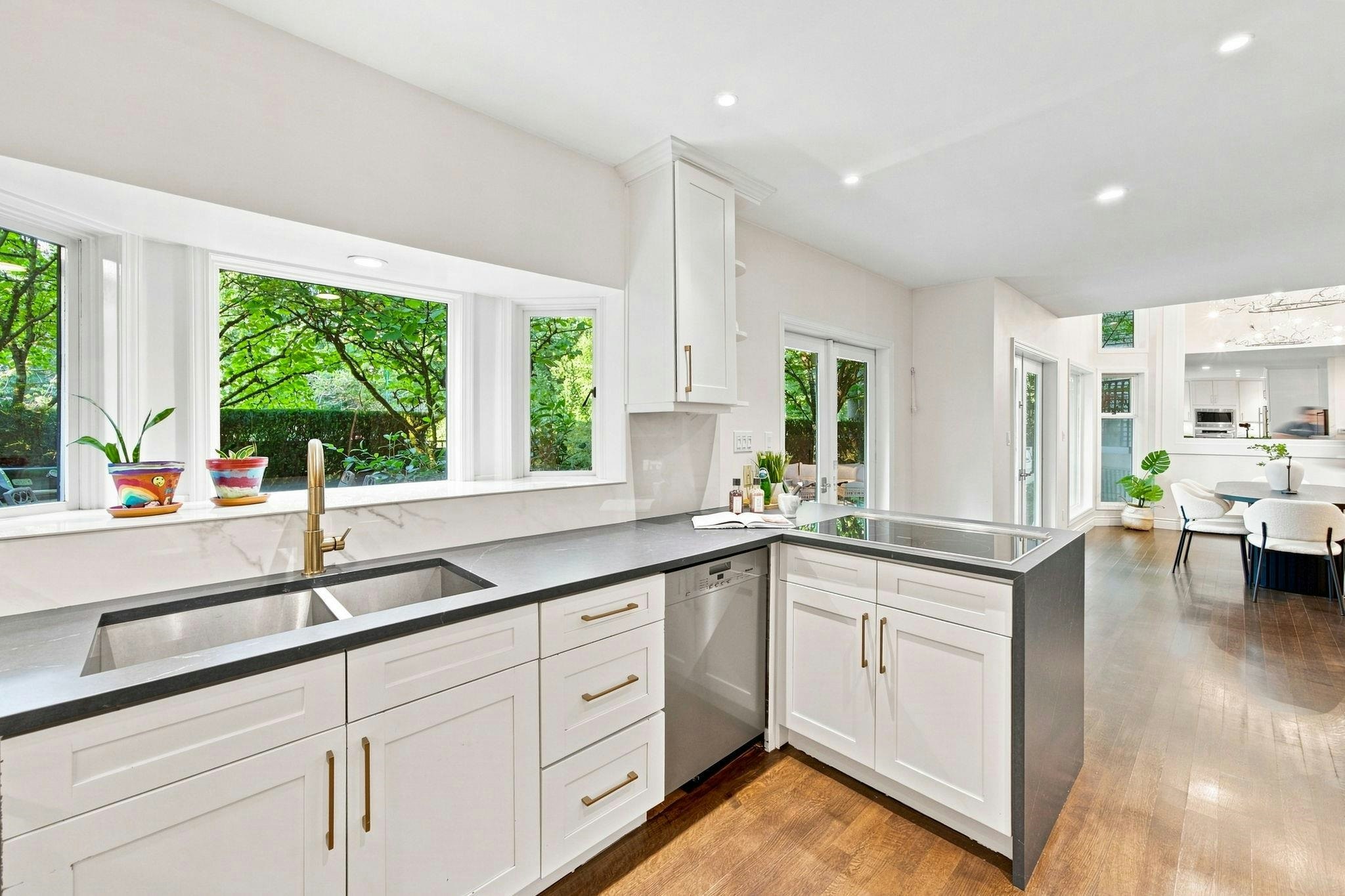 4245 Nautilus Close, Vancouver, BC, V6R 4L1 - 8